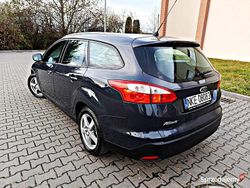 Granatowy Używany 2011 Ford Focus Kombi | 16 900 zł (Dość drogi)