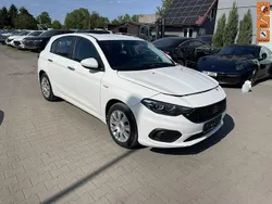 Biały Używany 2018 Fiat Tipo Hatchback | 19 900 zł