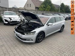 Srebrny (metalik) Używany 2016 VW Passat Highline Kombi | 24 900 zł