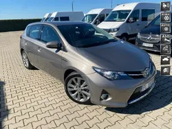 Szary Używany 2013 Toyota Auris Hatchback | 46 990 zł