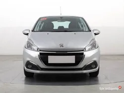 Srebrny Używany 2018 Peugeot 208 Hatchback | 29 499 zł (Dobra cena)