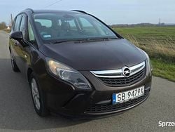 Wiśniowy Używany 2013 Opel Zafira Minivan | 26 500 zł (Drogi)