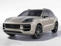 Cashmere beige metallic Nowe 2024 Porsche Cayenne SUV | 573 000 zł