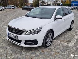 Biały Używany 2017 Peugeot 308 Kombi | 34 900 zł (Uczciwa cena)