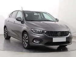 Szary Używany 2016 Fiat Tipo Hatchback | 33 999 zł (Dość drogi)