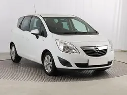 Biały Używany 2010 Opel Meriva Minivan | 15 999 zł (Uczciwa cena)