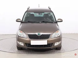 Brązowy Używany 2012 Skoda Roomster Kombi | 16 499 zł (Uczciwa cena)