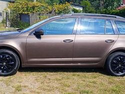 Brązowy Używany 2019 Skoda Octavia Kombi | 37 899 zł (Uczciwa cena)