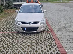 Beżowy Używany 2010 Hyundai i20 Hatchback | 8500 zł (Super Cena)