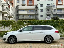 Biały Używany 2017 Peugeot 308 GT-line Kombi | 49 800 zł (Uczciwa cena)