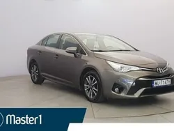 Beżowy Używany 2018 Toyota Avensis Premium Sedan/Limuzyna | 82 850 zł (Drogi)