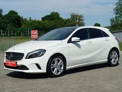 Biały Używany 2016 Mercedes A180 Hatchback | 63 900 zł (Dość drogi)