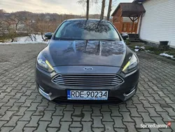 Szary Używany 2015 Ford Focus Titanium Hatchback | 35 900 zł (Uczciwa cena)