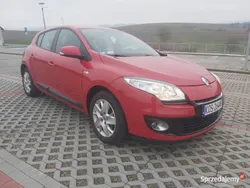 Czerwony Używany 2012 Renault Mégane III Hatchback | 19 900 zł (Dobra cena)