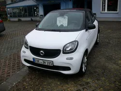Biały Używany 2016 Smart ForFour Hatchback | 21 900 zł (Uczciwa cena)