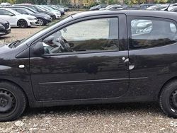 Używany 2008 Renault Twingo Hatchback | 8900 zł (Dość drogi)