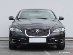 Czarny Używany 2015 Jaguar XJ Sedan/Limuzyna | 59 999 zł