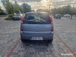 Srebrny Używany 2006 Opel Meriva Minivan | 5600 zł