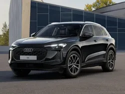 Czarny Nowe 2025 Audi Q5 Comfort SUV | 182 500 zł (Dość drogi)