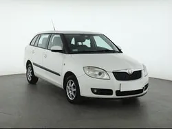 Biały Używany 2009 Skoda Fabia Kombi | 4999 zł (Dobra cena)