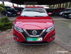Bordowy Używany 2018 Nissan Qashqai SUV | 69 900 zł (Drogi)
