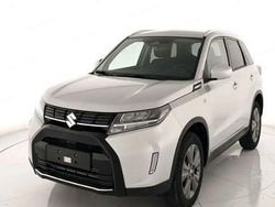 Srebrny Nowe 2025 Suzuki Vitara SUV | 115 890 zł (Drogi)
