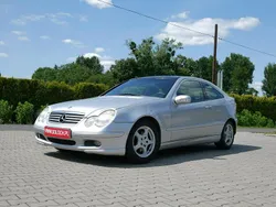 Srebrny Używany 2001 Mercedes C180 Coupe | 9900 zł