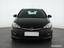 Brązowy Używany 2014 Opel Astra Hatchback | 27 999 zł (Dobra cena)