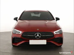 Czerwony Używany 2023 Mercedes CLA200 Sedan/Limuzyna | 150 500 zł