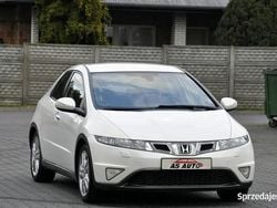 Biały Używany 2010 Honda Civic Sport Hatchback | 27 900 zł (Uczciwa cena)