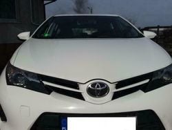 Biały Używany 2015 Toyota Auris Active Hatchback | 36 500 zł (Uczciwa cena)