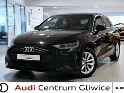 Czarny Używany 2023 Audi A3 Sportback Hatchback | 119 900 zł (Super Cena)