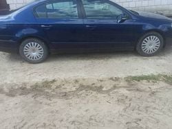Niebieski Używany 2010 VW Passat | 16 000 zł (Dość drogi)