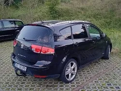 Czarny Używany 2011 Seat Altea XL Minivan | 13 000 zł