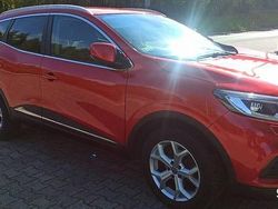 Czerwony Używany 2019 Renault Kadjar SUV | 69 900 zł (Uczciwa cena)