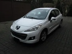 Biały Używany 2012 Peugeot 207 Hatchback | 12 900 zł