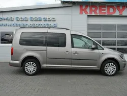 Szary (metalik) Używany 2019 VW Caddy Minivan | 54 700 zł (Uczciwa cena)