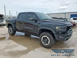 Czarny Używany 2021 RAM 1500 Pickup | 259 110 zł