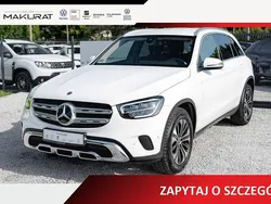 Biały (metalik) Używany 2022 Mercedes GLC200 SUV | 162 850 zł (Super Cena)
