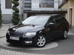 Czarny Używany 2015 Skoda Octavia Kombi | 37 900 zł (Dobra cena)