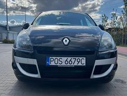 Czarny Używany 2009 Renault Scénic III Minivan | 9500 zł (Drogi)