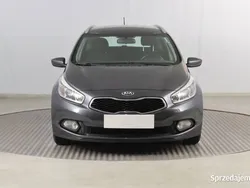 Szary Używany 2013 Kia Ceed Kombi | 31 499 zł (Uczciwa cena)