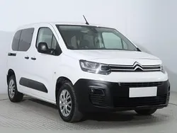 Biały Używany 2022 Citroën Berlingo Minivan | 65 999 zł (Dobra cena)