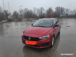 Czerwony Używany 2017 Fiat Tipo Sedan/Limuzyna | 22 000 zł (Dobra cena)