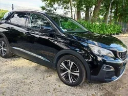 Czarny Używany 2017 Peugeot 3008 Hatchback | 38 999 zł
