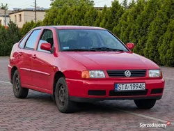 Czerwony Używany 1996 VW Polo Sedan/Limuzyna | 2450 zł