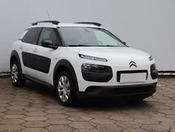 Biały Używany 2016 Citroën C4 Cactus Hatchback | 34 999 zł (Uczciwa cena)
