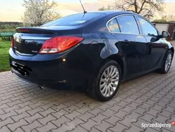 Czarny Używany 2010 Opel Insignia Sedan/Limuzyna | 24 900 zł (Uczciwa cena)