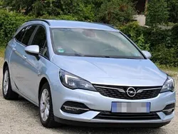Inny kolor Używany 2020 Opel Astra Kombi | 31 800 zł (Dobra cena)