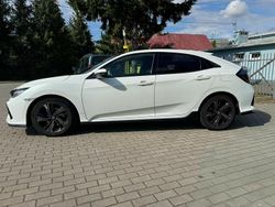 Biały Używany 2018 Honda Civic Sport Plus Hatchback | 69 900 zł (Dobra cena)